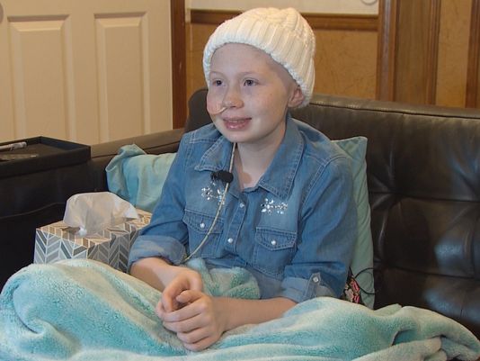 Young cancer patient comes home thanks to community help
